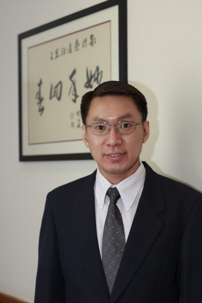 Dr Chuah Chin Tek