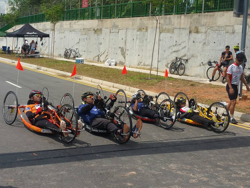 First Ever Handcycle Criterium Race in Singapore 01